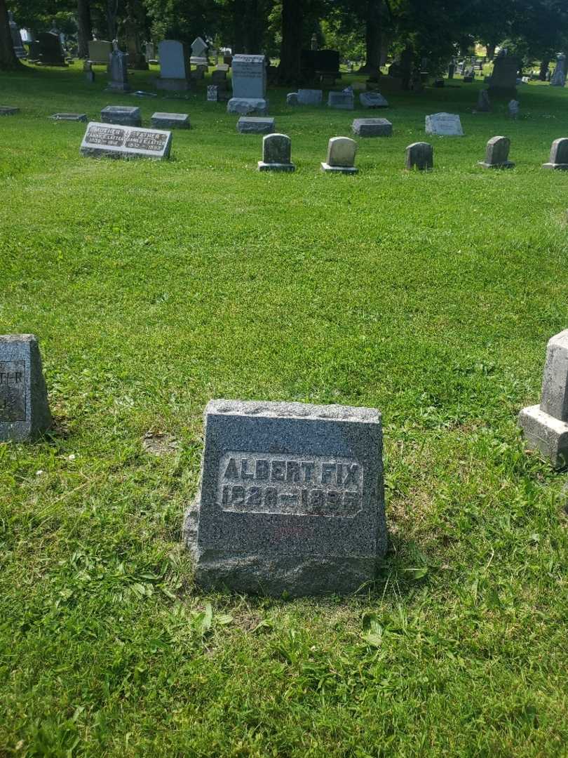 Albert F. Fix's grave. Photo 3