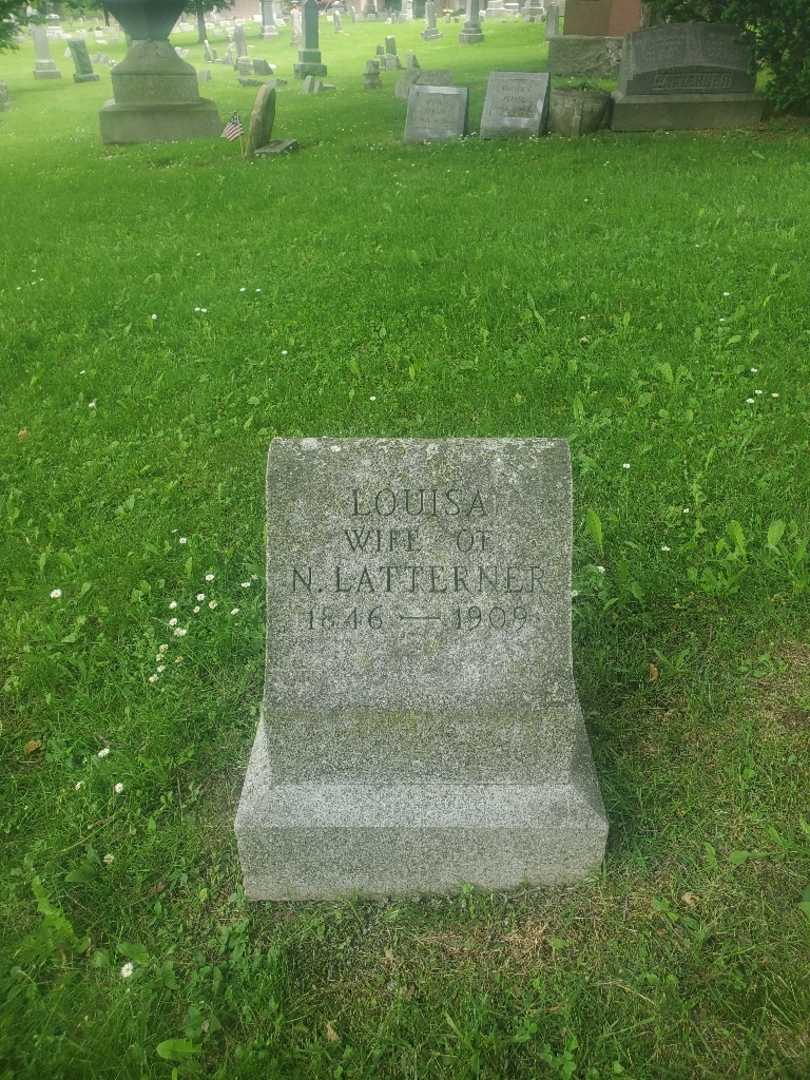 Louisa Latterner's grave. Photo 3