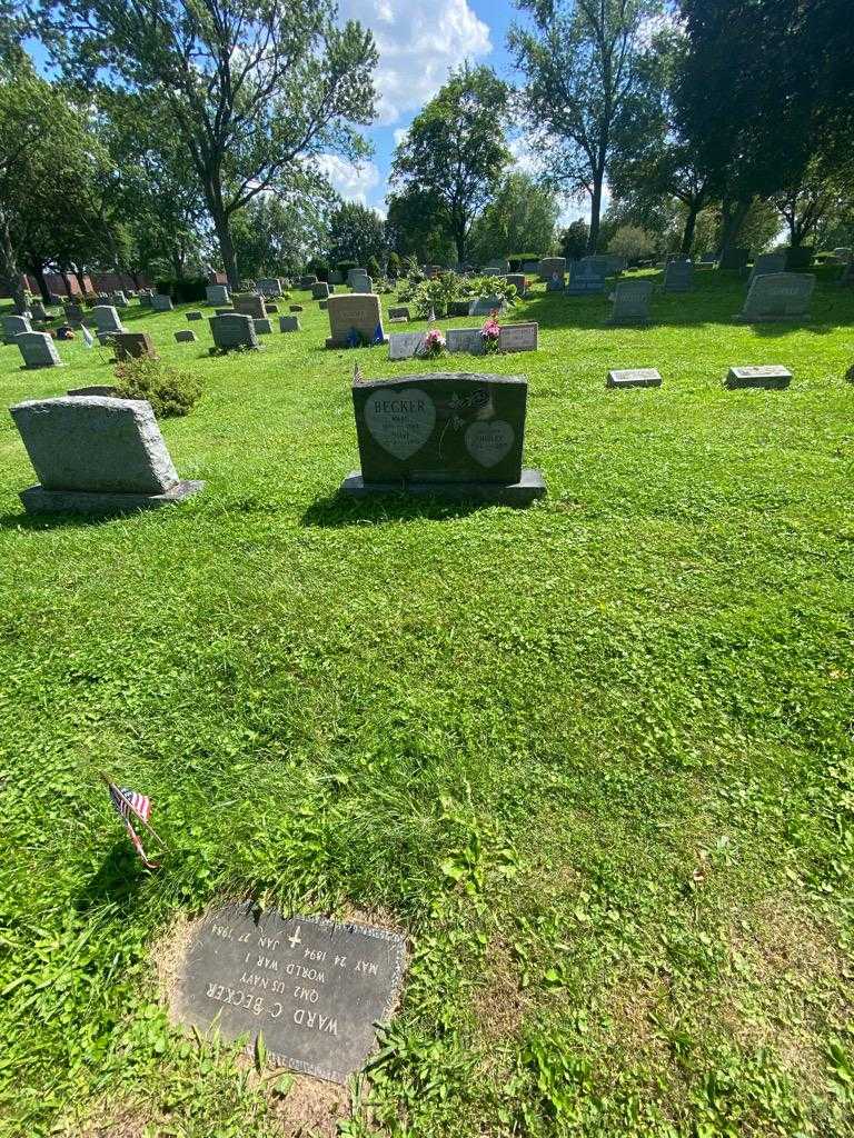 Ward Becker's grave. Photo 1