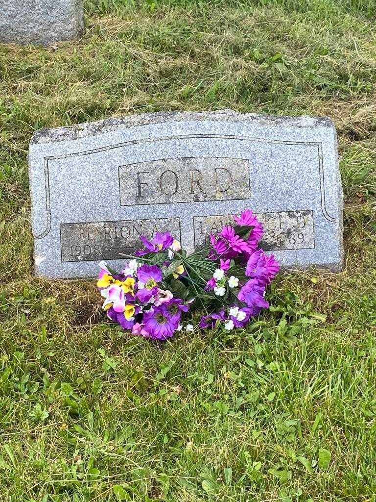 Lawrence D. Ford's grave. Photo 3