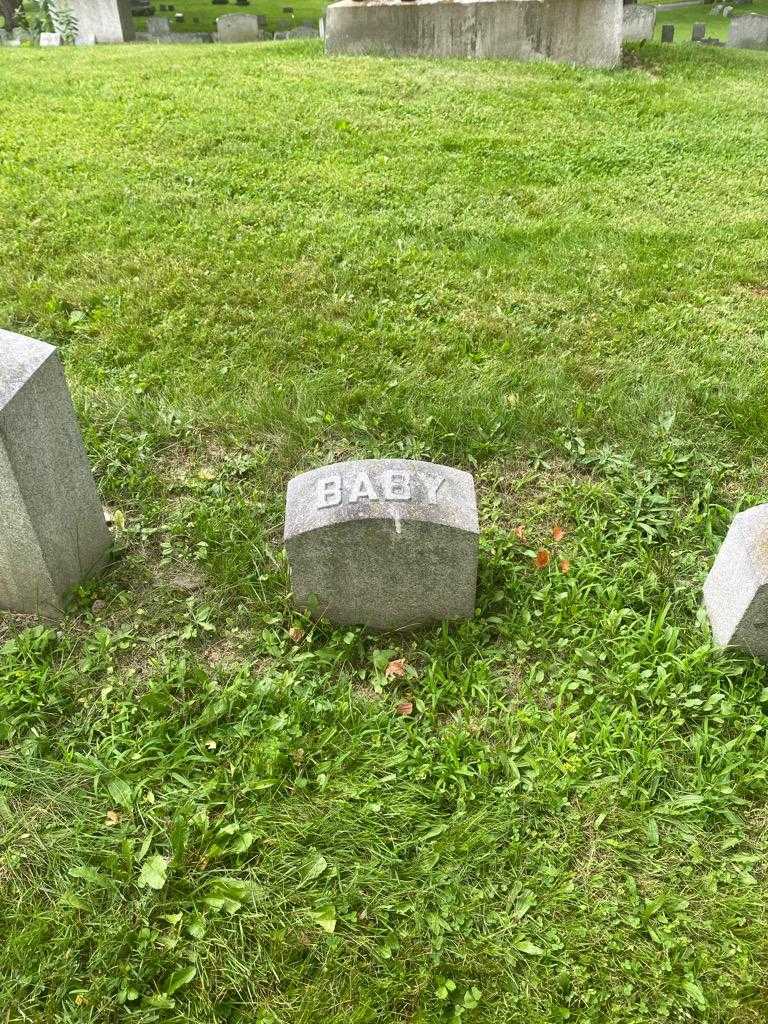 Baby Laurence Peters's grave. Photo 2