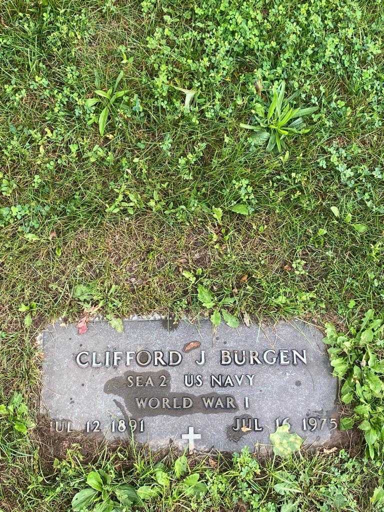 Clifford J. Burgen Leonard's grave. Photo 4