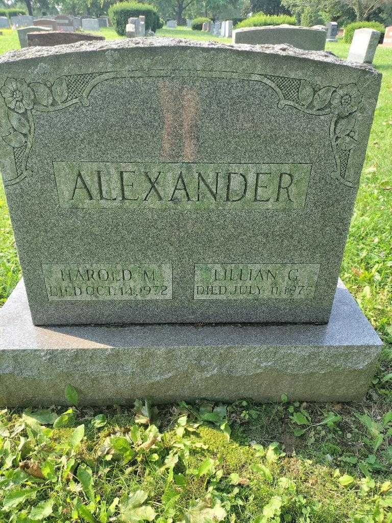 Lillian G. Alexander's grave. Photo 2