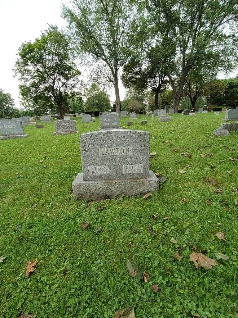 Clarence A. Lawton Junior's grave. Photo 3