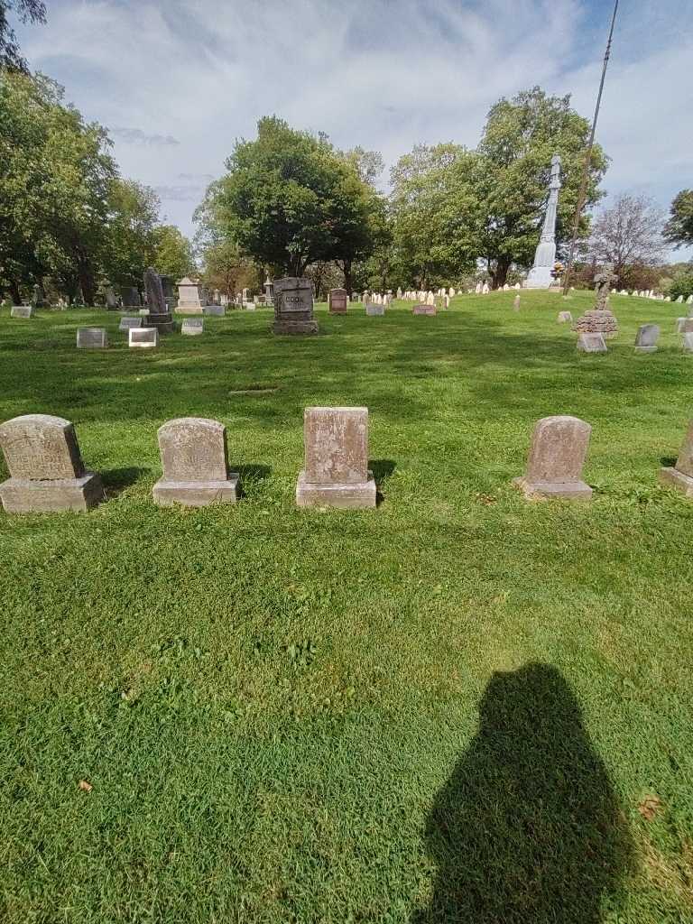 Fred Reichert's grave. Photo 1