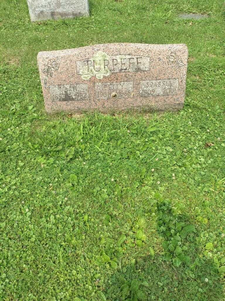 Vasil Turpeff's grave. Photo 1