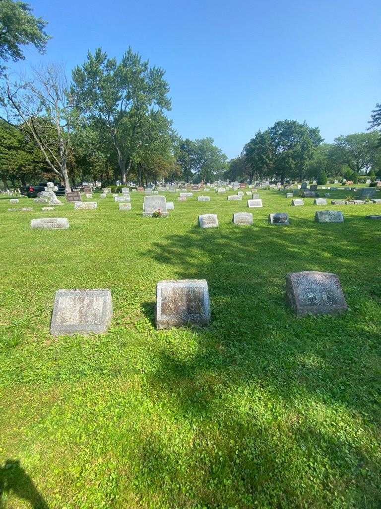Warren C. MacBain's grave. Photo 1