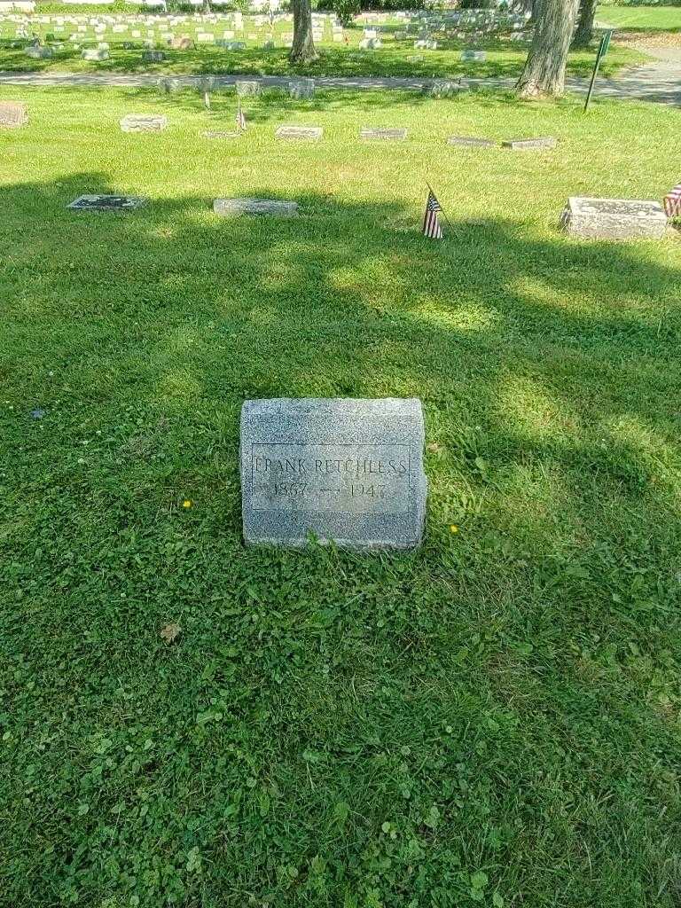 Frank Retchless's grave. Photo 1