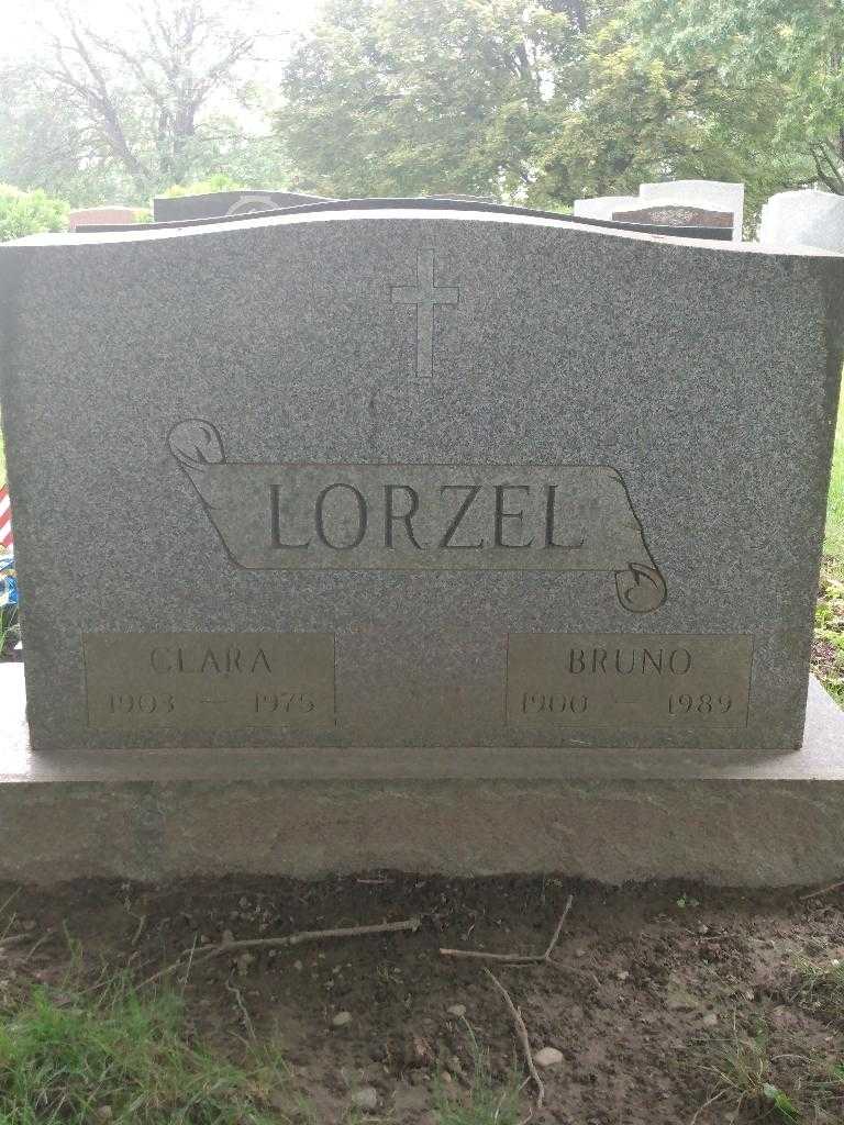 Bruno Lorzel's grave. Photo 3