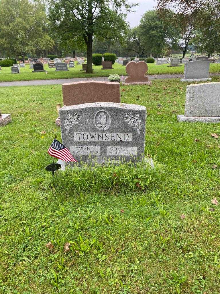 George H. Townsend's grave. Photo 2