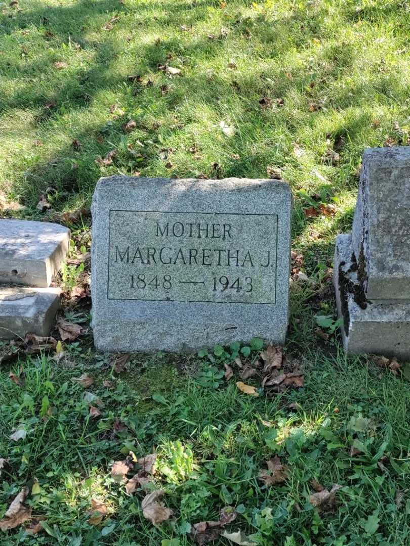Margaretha J. Metzger's grave. Photo 2
