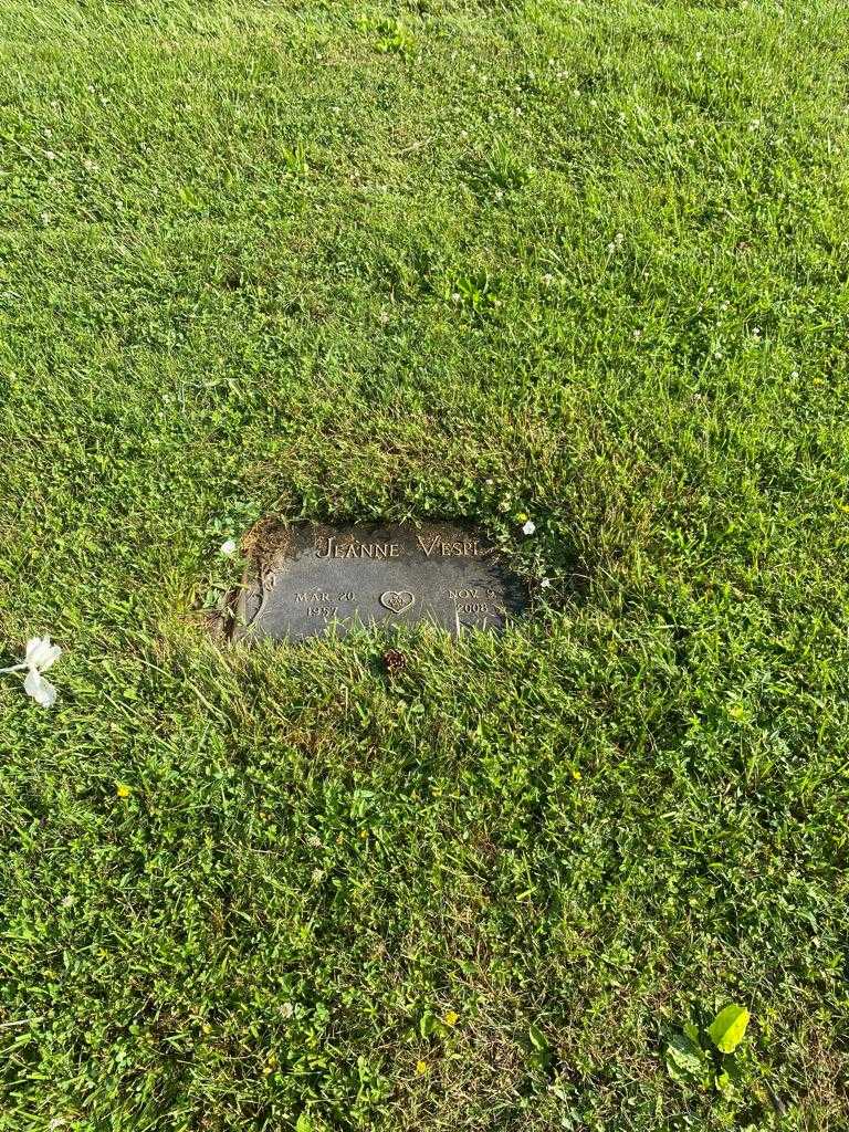 Jeanne Vespi's grave. Photo 2