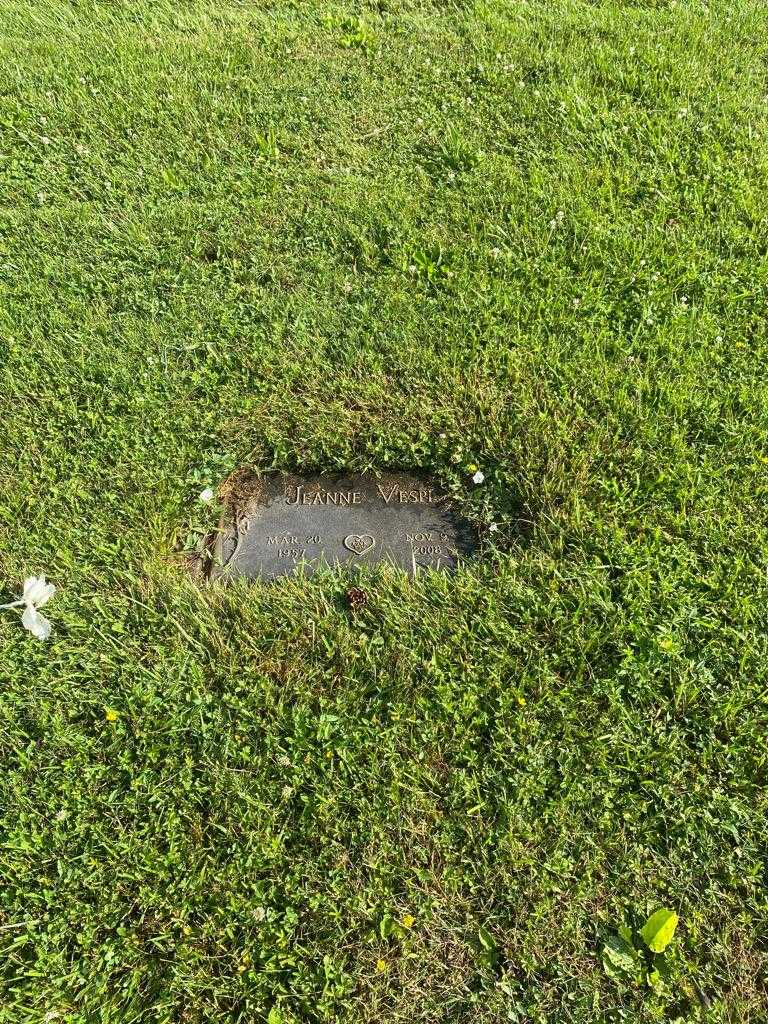 Jeanne Vespi's grave. Photo 2