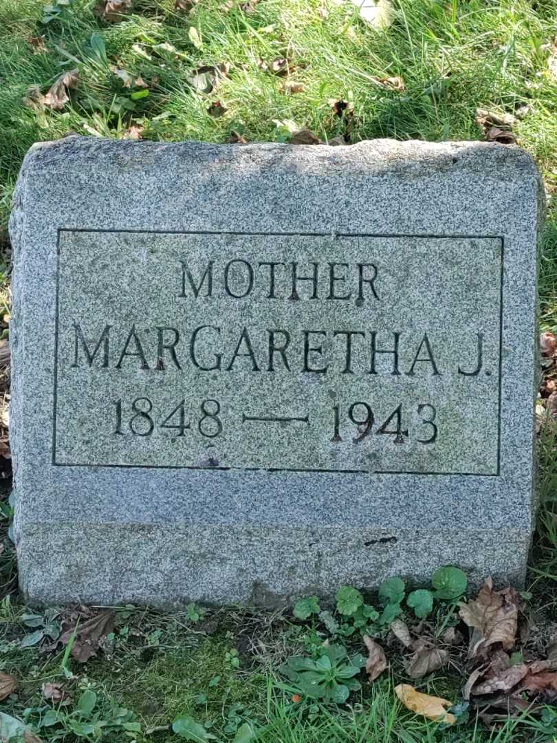 Margaretha J. Metzger's grave. Photo 3