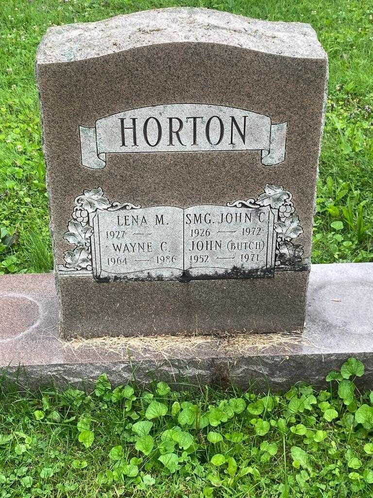 Wayne C. Horton's grave. Photo 3