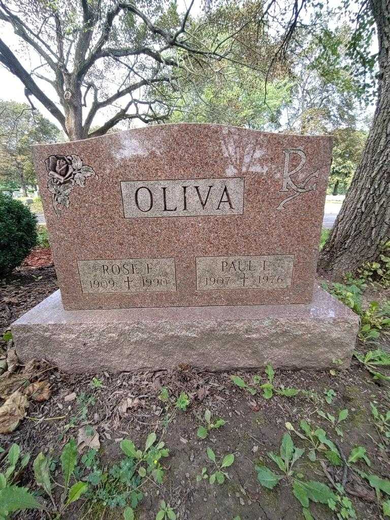 Paul L. Oliva's grave. Photo 3