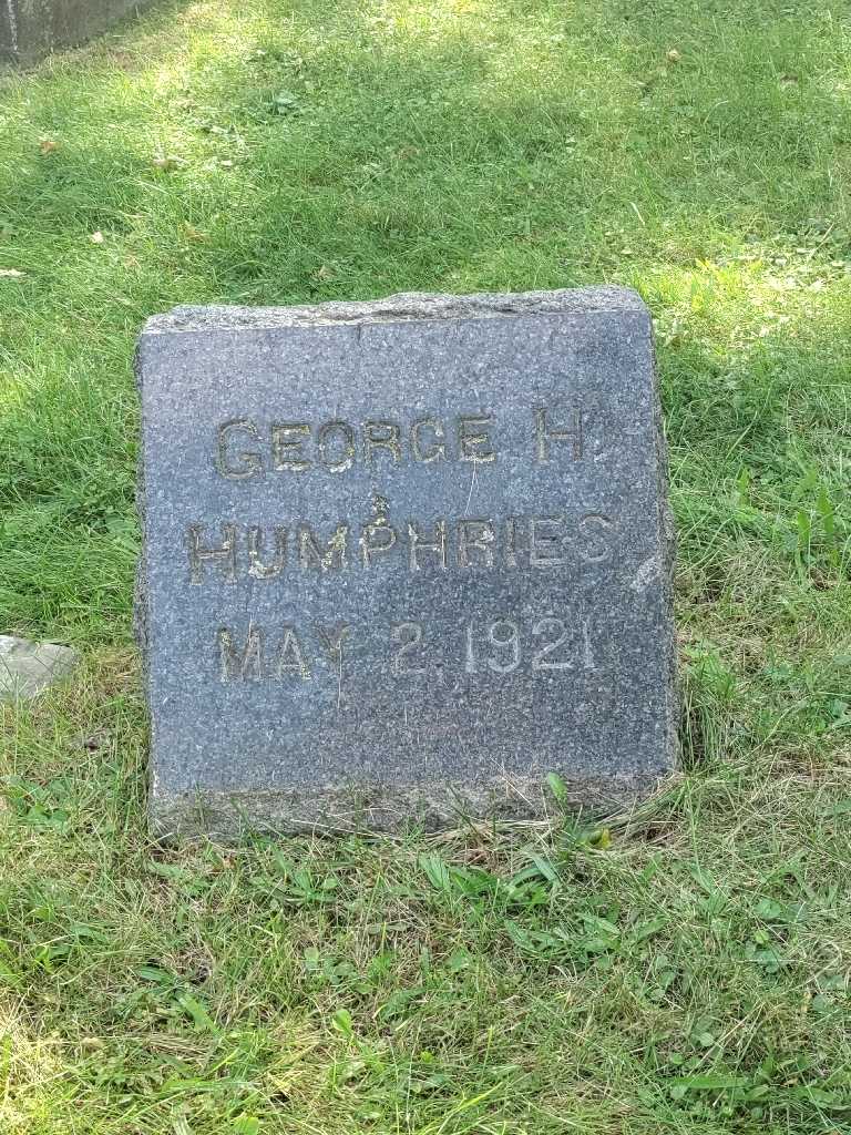 George H. Humphries's grave. Photo 3