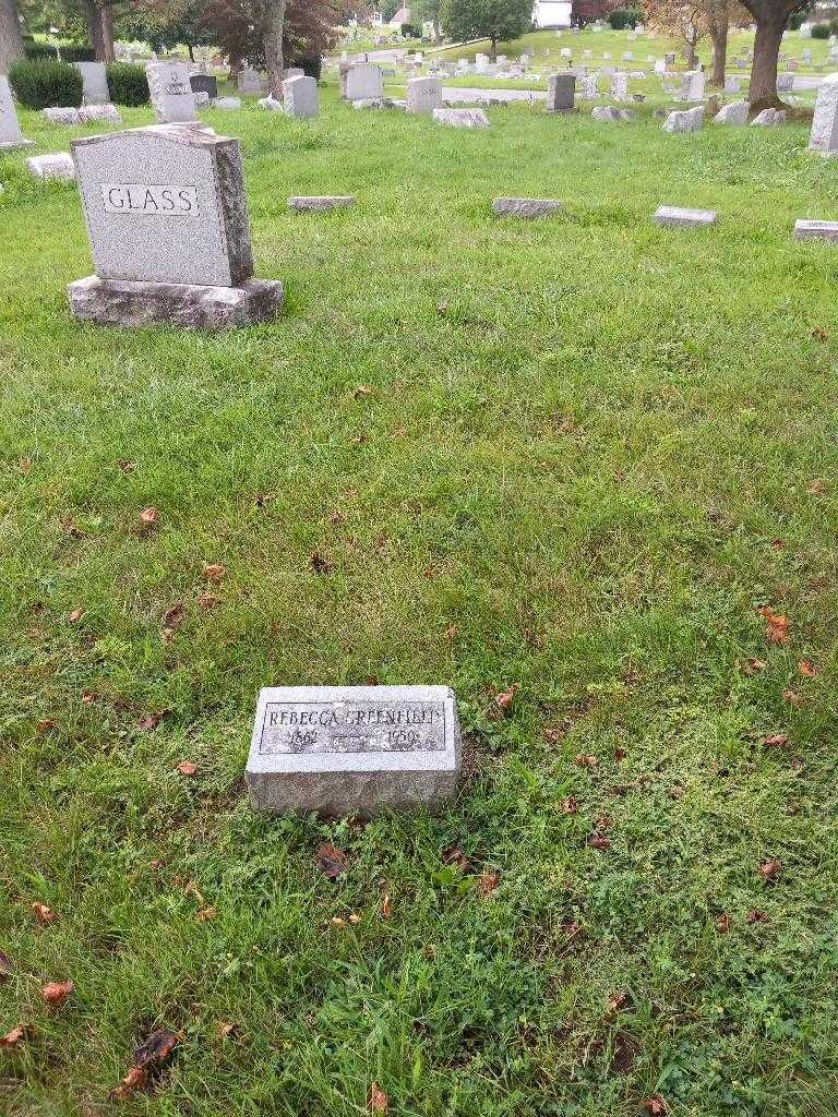 Rebecca Greenfield's grave. Photo 3