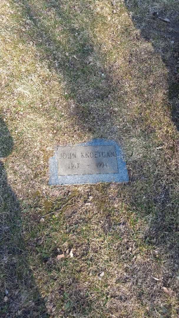John Robert Knoetgan's grave. Photo 3