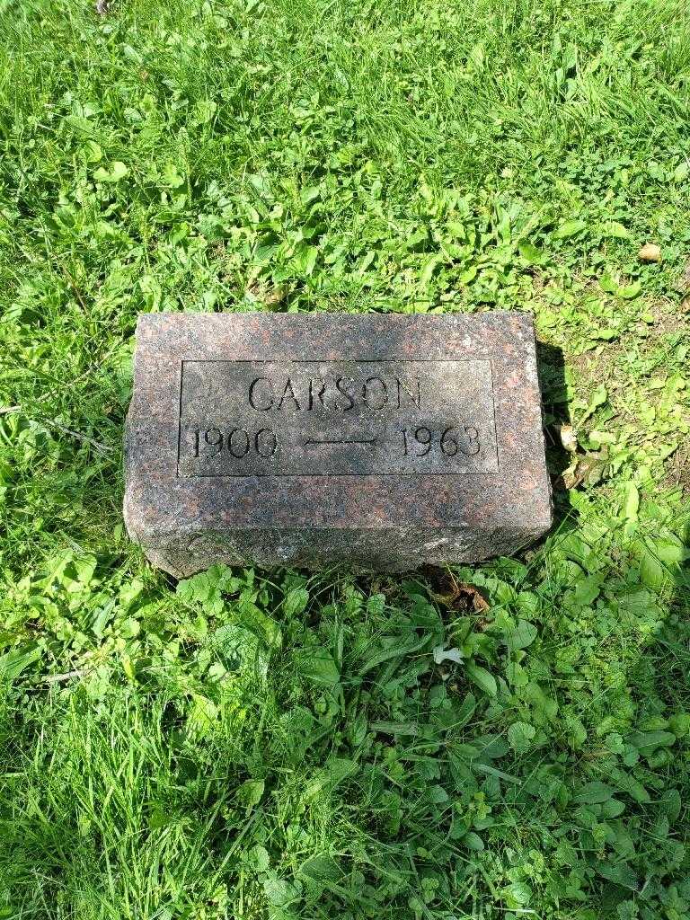 Carson Wallon's grave. Photo 2