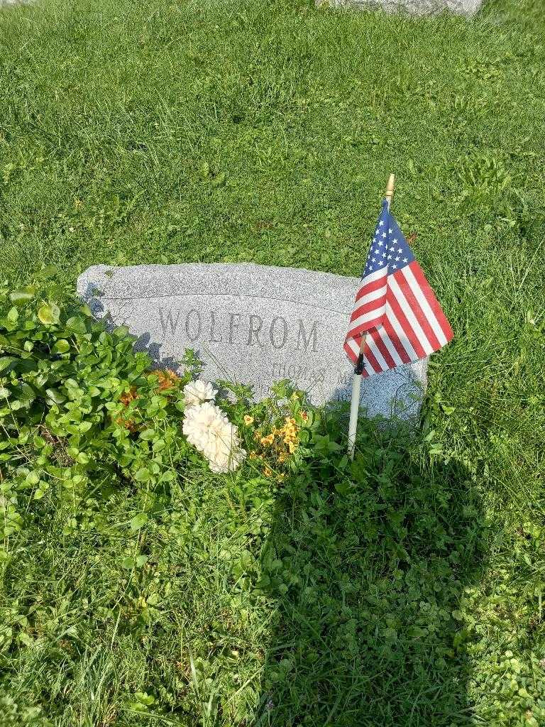 Thomas M. Wolfrom's grave. Photo 3