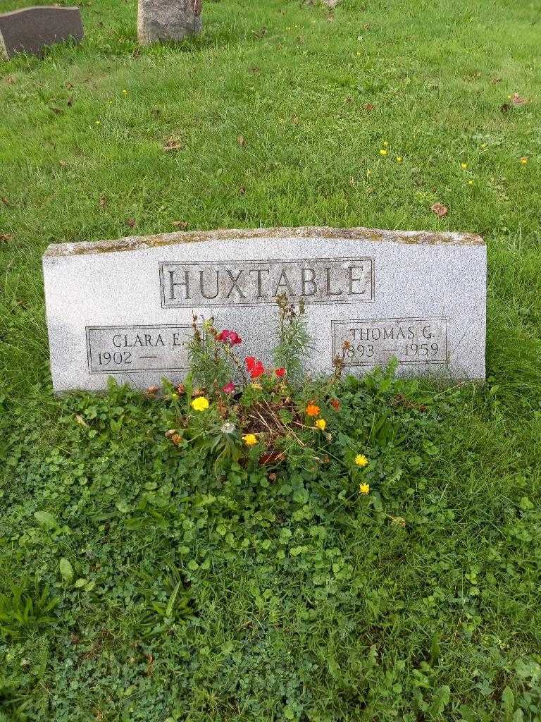 Clara E. More Huxtable's grave. Photo 2