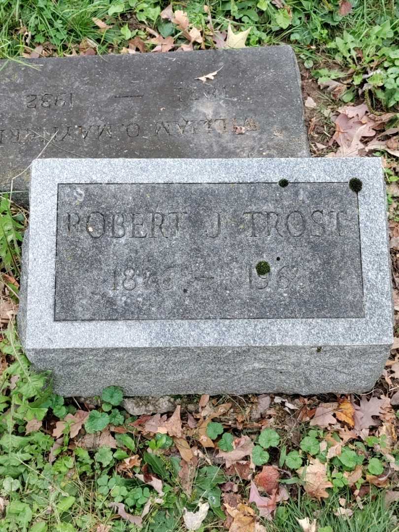 Robert J. Trost's grave. Photo 3