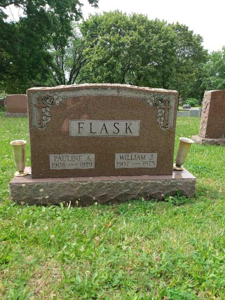 William J. Flask's grave. Photo 1