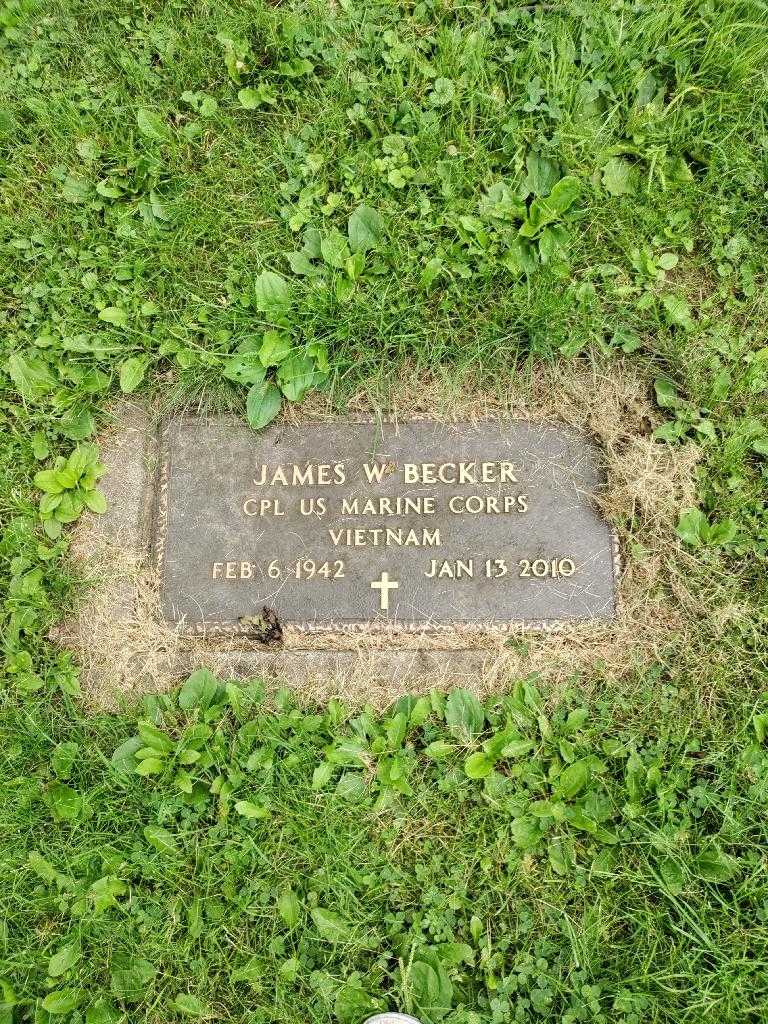 James W. Becker's grave. Photo 2