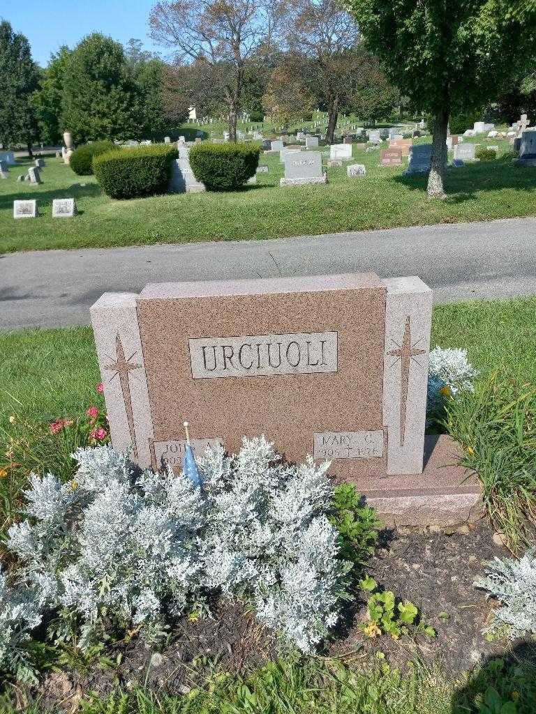 Mary C. Urcuiali's grave. Photo 3
