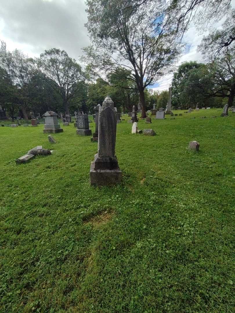 John C. Zoller's grave. Photo 1