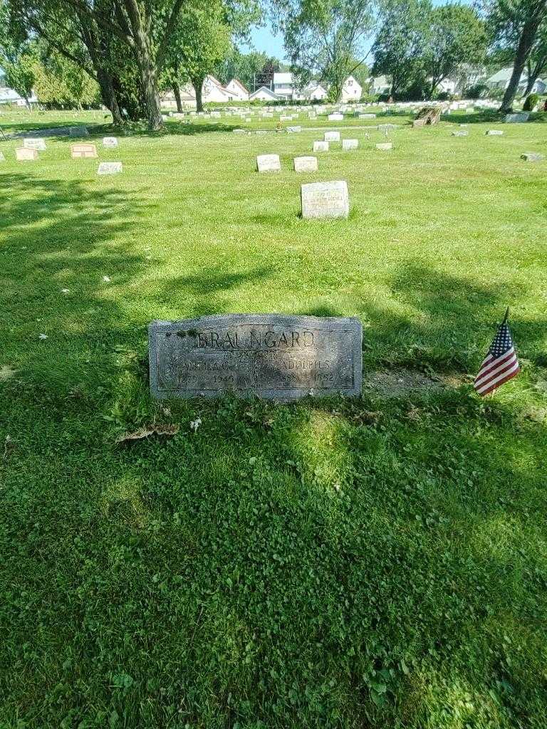 Adolph S. Braungard's grave. Photo 1