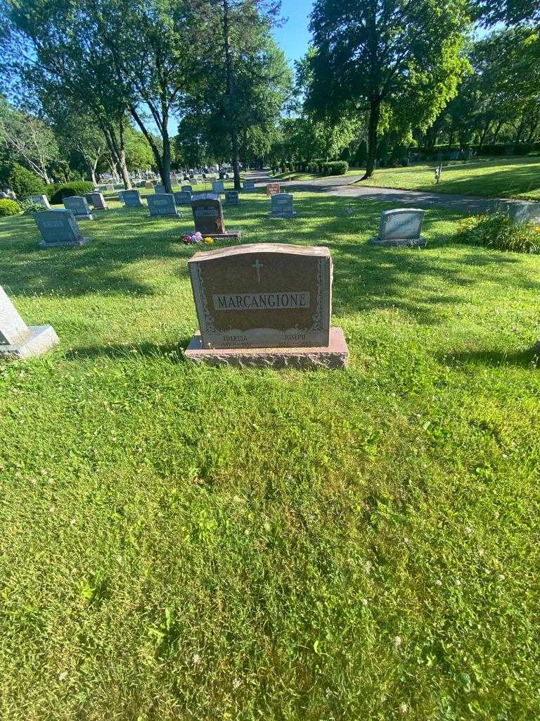 Joseph Margangione's grave. Photo 1