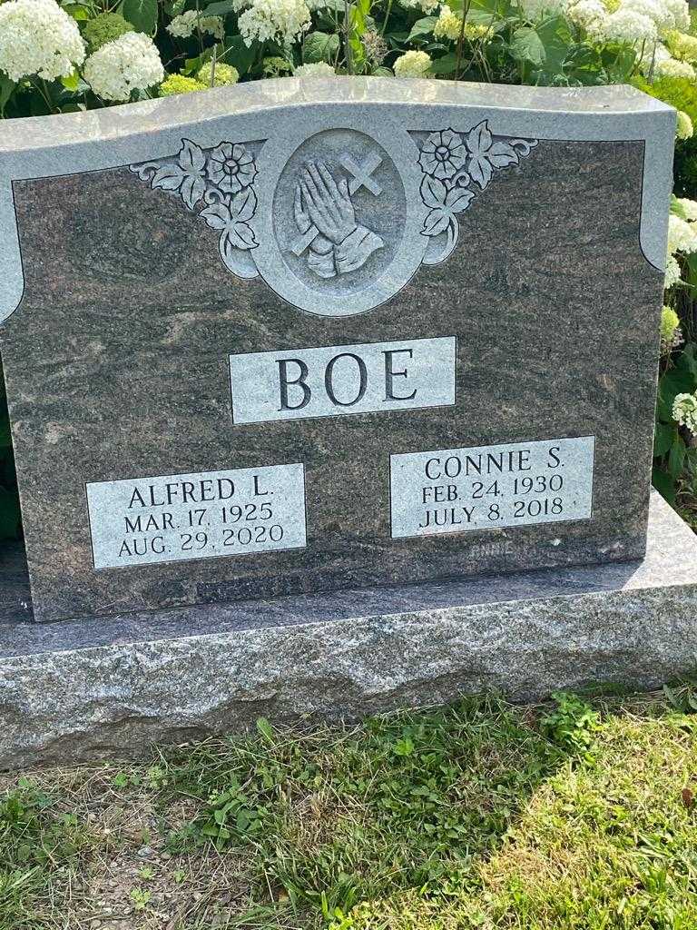 Alfred L. Boe's grave. Photo 3