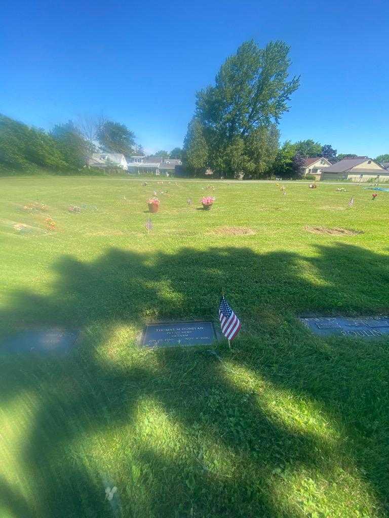 Thomas M. Donelan's grave. Photo 1