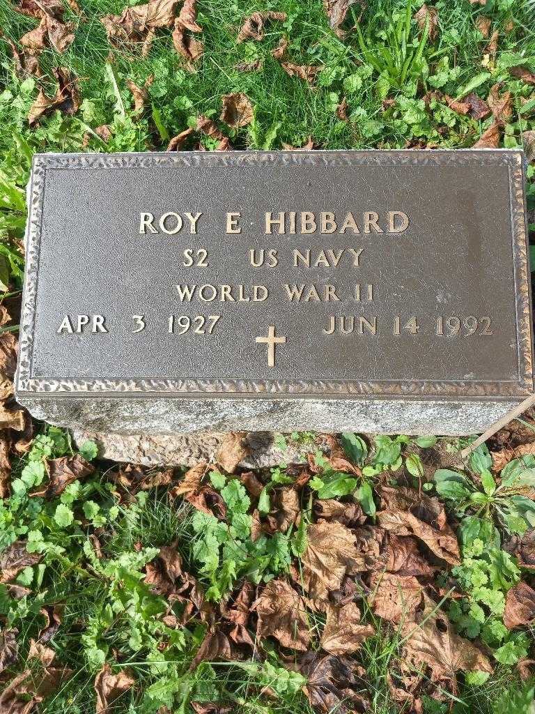 Roy E. Hibbard's grave. Photo 2