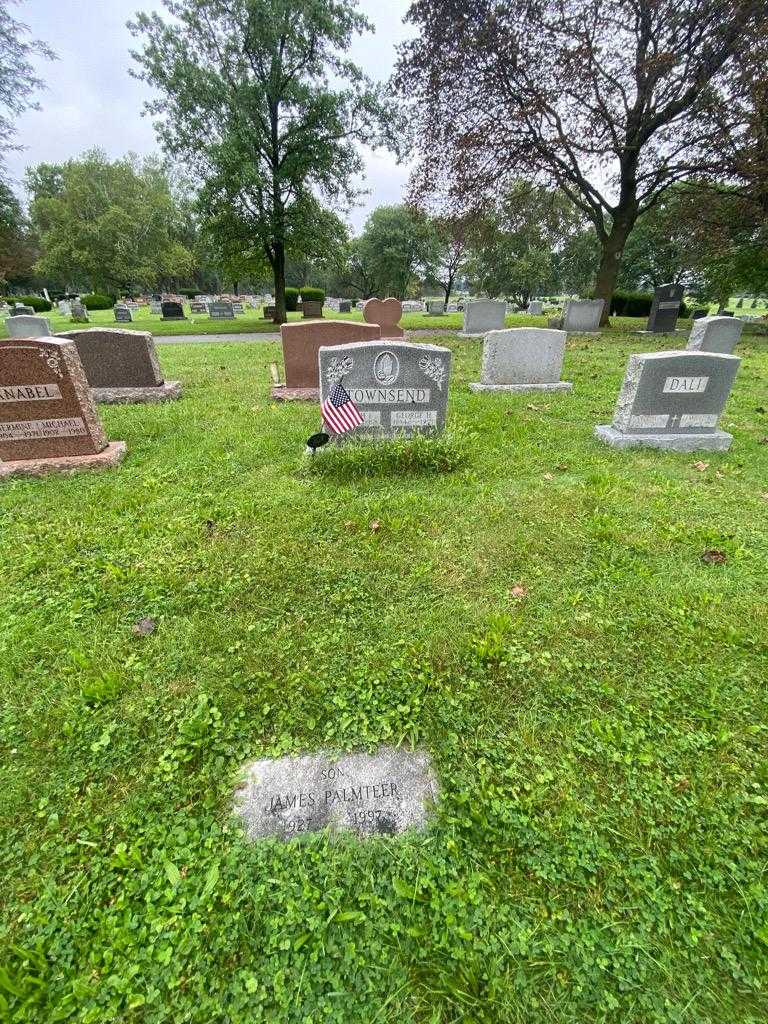 James Palmteer's grave. Photo 4