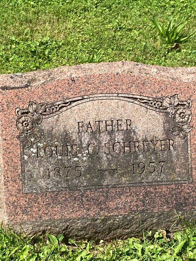 Louis C. Schreyer's grave. Photo 3