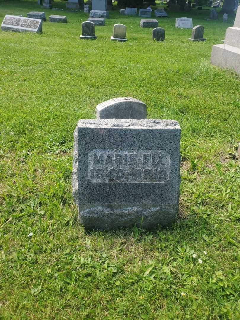 Marie M. Fix's grave. Photo 3