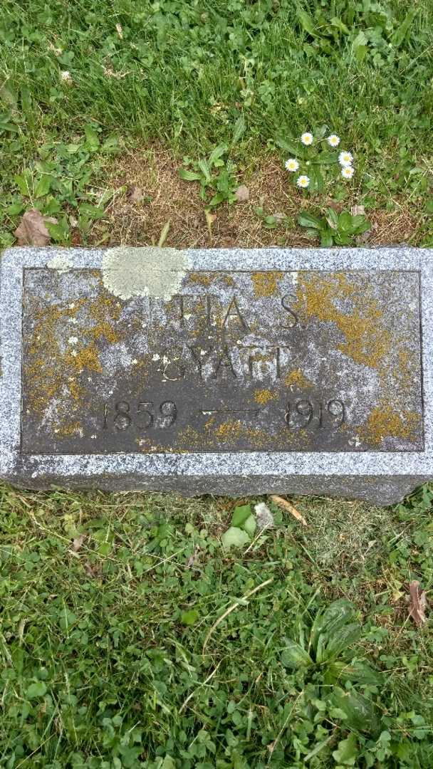 Etta Sarah Gyatt's grave. Photo 3