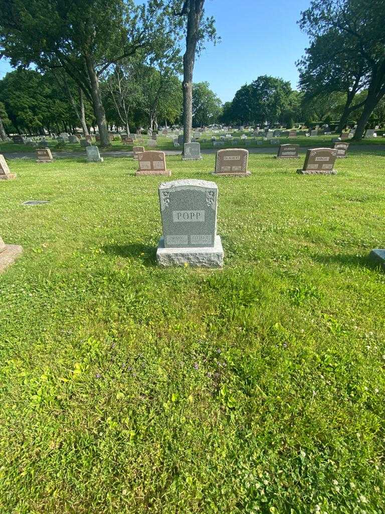 Otto C. Popp's grave. Photo 1