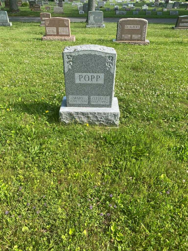 Otto C. Popp's grave. Photo 2