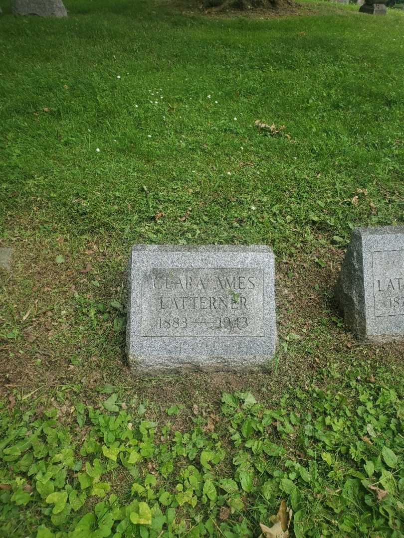 Clara Latterner Ames's grave. Photo 2