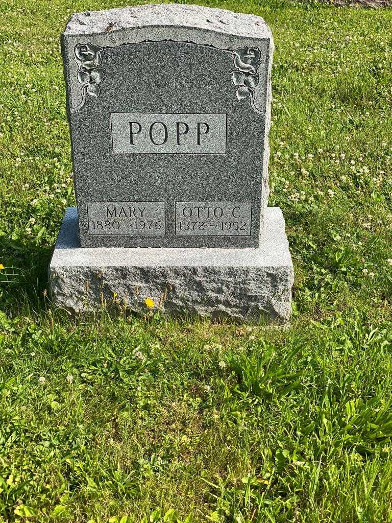 Otto C. Popp's grave. Photo 3