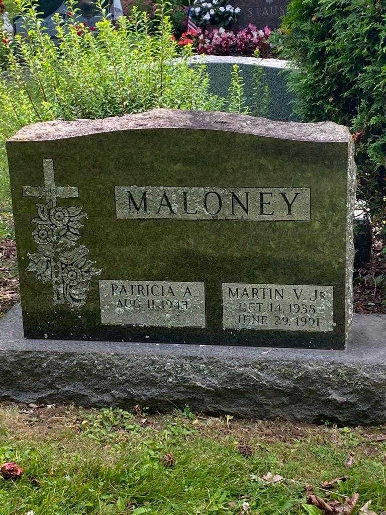 Martin V. Maloney Junior's grave. Photo 3