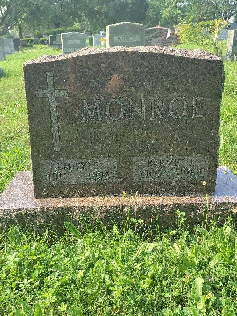 Emily E. Monroe's grave. Photo 2