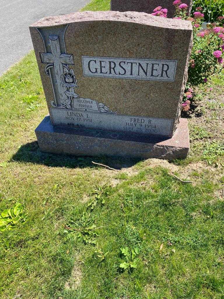 Fred R. Gerstner's grave. Photo 2
