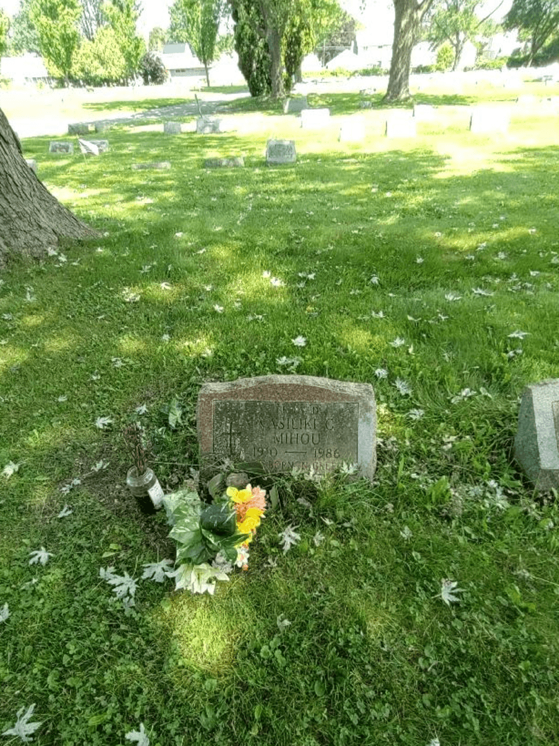 Vasiliki C. Mihou's grave. Photo 3