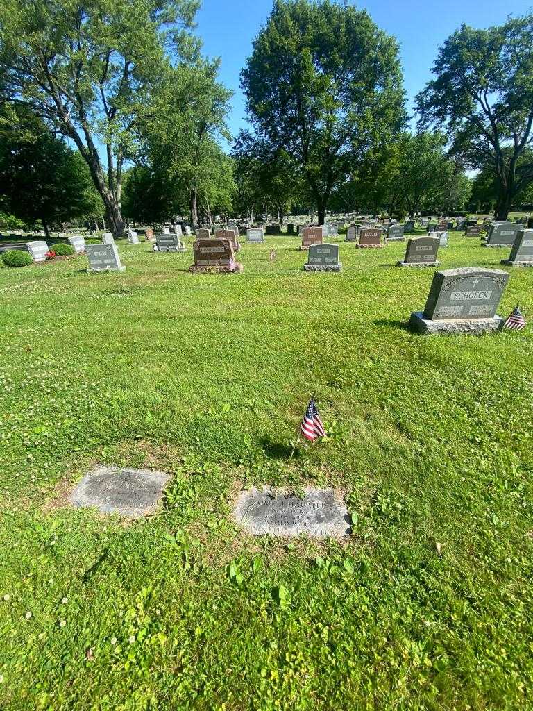 Aime J. Hauptli's grave. Photo 1
