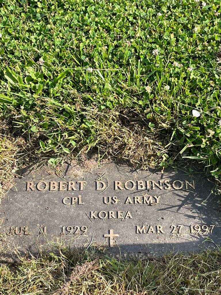 Robert D. Robinson's grave. Photo 3
